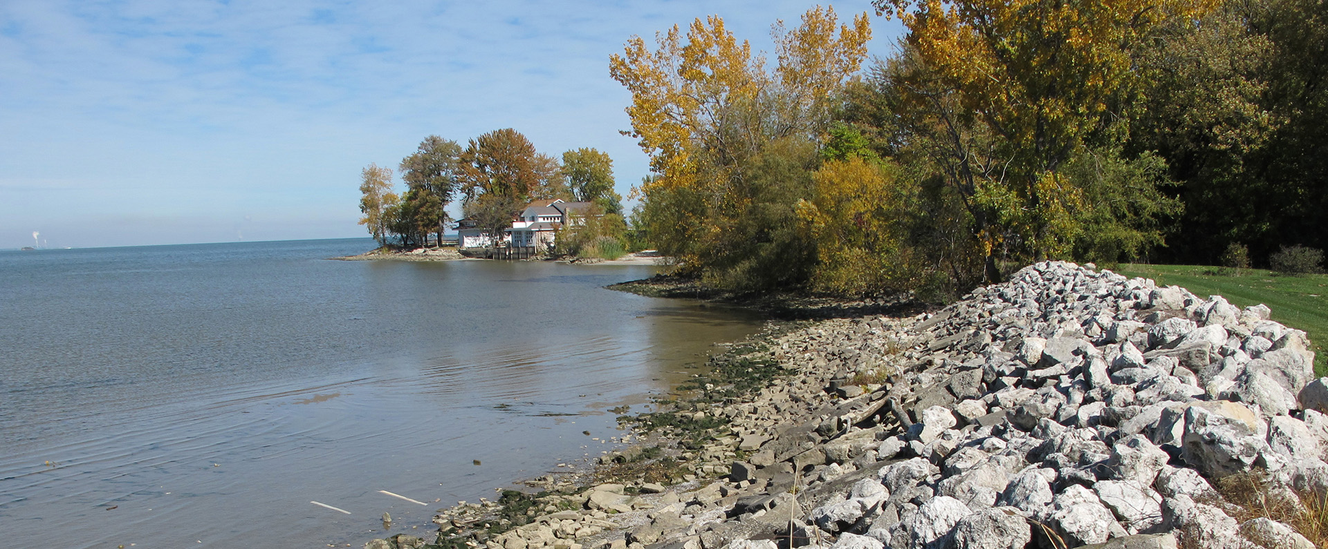 Shoreline of Lake Erie’s Maumee Bay 